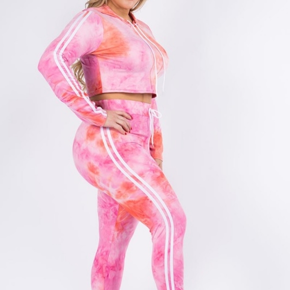 CLEARANCE! Tie dyed Hoodie set - Picture 4 of 11